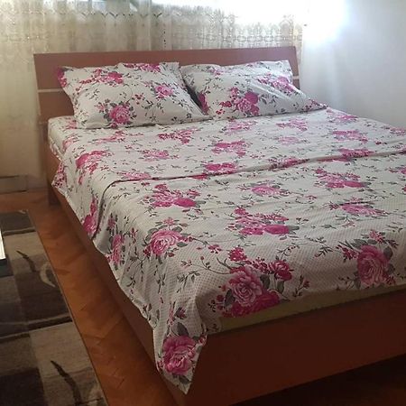 Baston Rent Appartement Podgorica Buitenkant foto