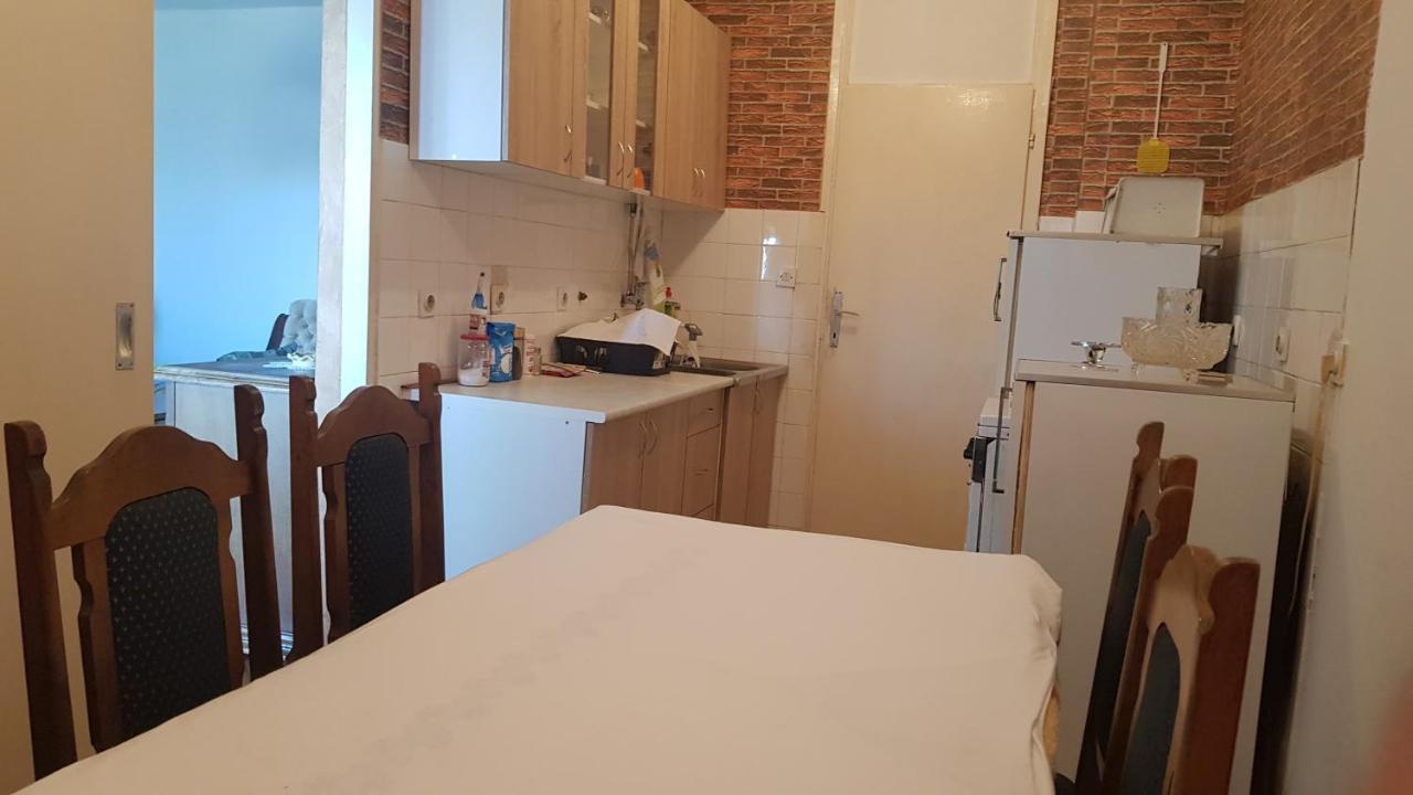 Baston Rent Appartement Podgorica Buitenkant foto