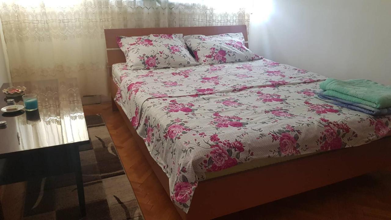 Baston Rent Appartement Podgorica Buitenkant foto